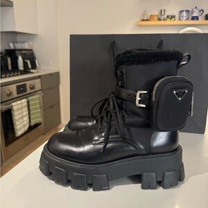 ‼️SOLD‼️ Prada monolith boots